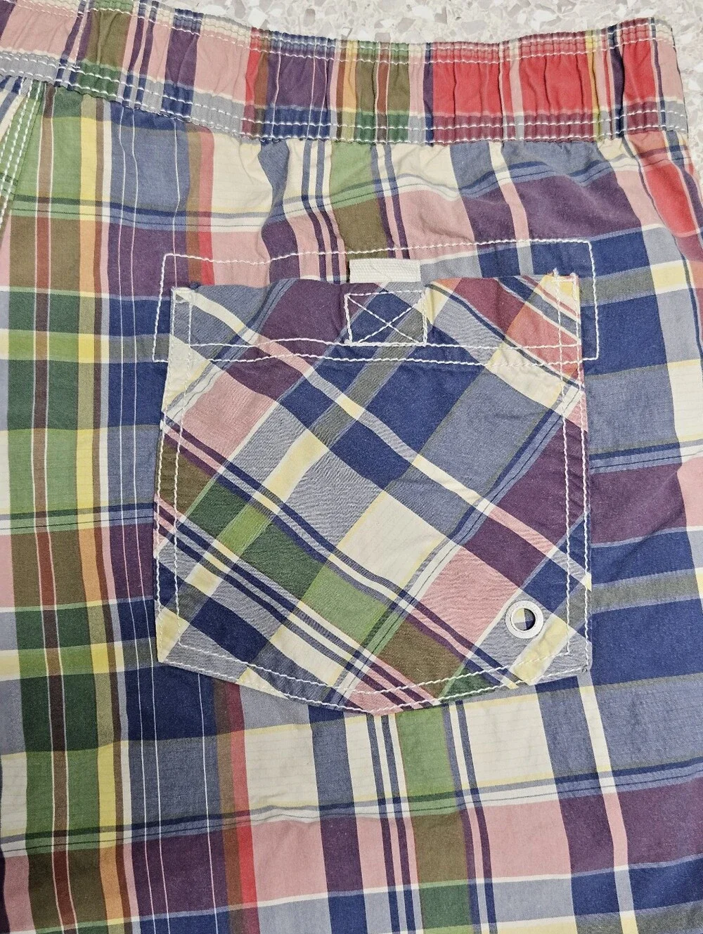 Old Navy Mens Plaid Madras Swim Trunks Board Shorts Size L Mesh Lined Nantucket